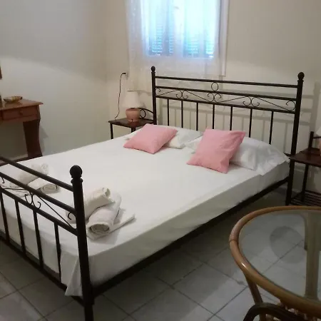 Agnes Lägenhetshotell Kini