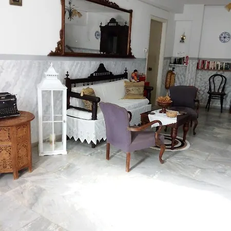 Agnes Aparthotel Kini