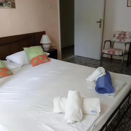 Aparthotel Agnes Kini